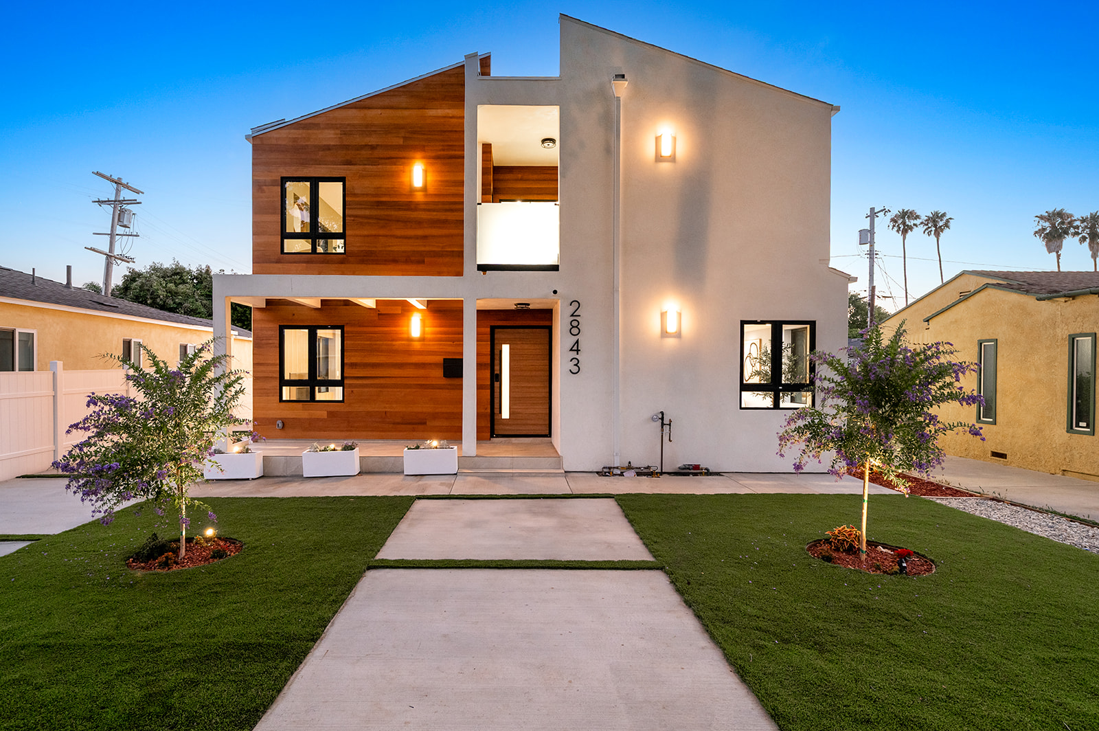 2843 Stoner Ave exterior